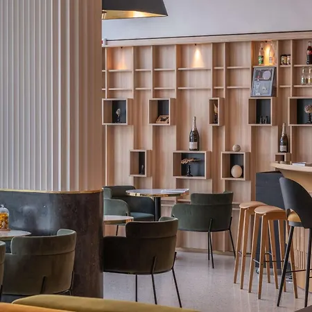 Radisson Blu Grand & Spa, Malo-les-bains Hotel 4*