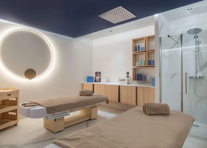 Radisson Blu Grand & Spa, Malo-les-bains Hotel 4*